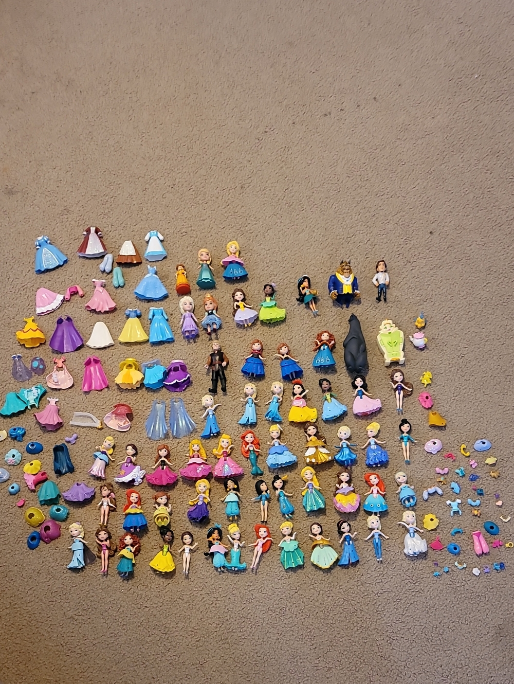 Huge Assorted Girls' Mini Doll & Dress Playset - Mixed Colors